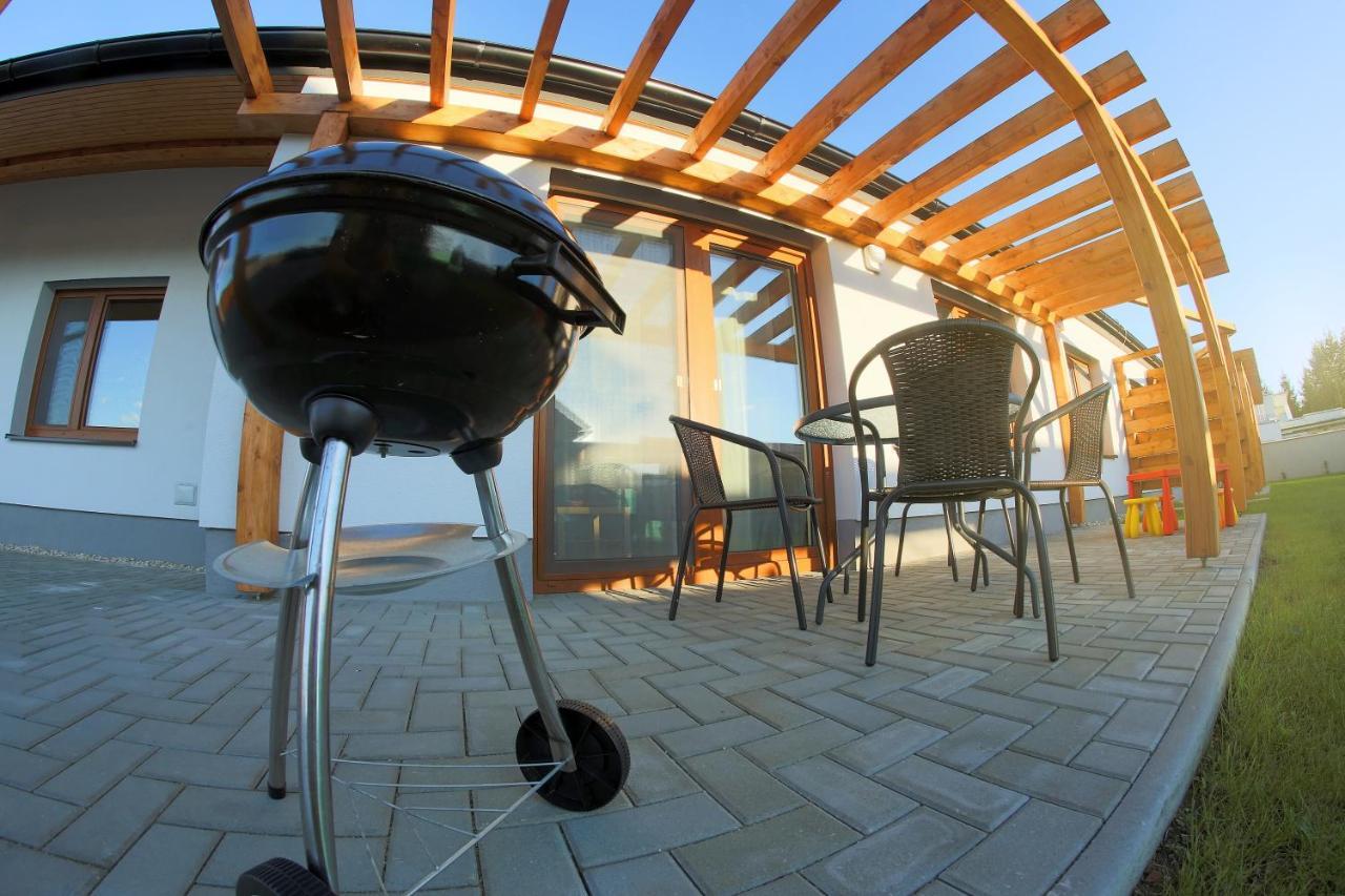 Kamilli Apartamento Bešeňová Exterior foto