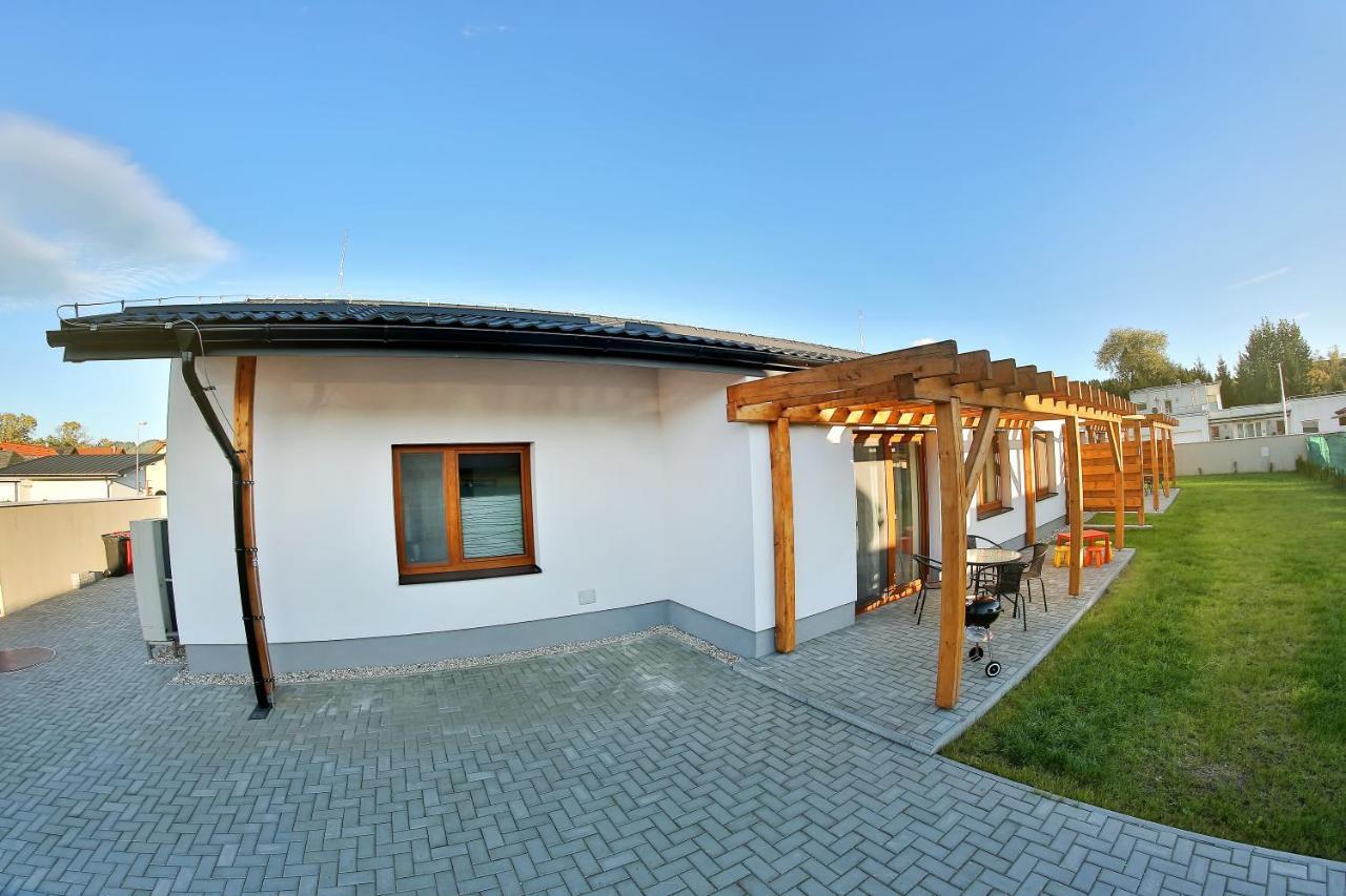 Kamilli Apartamento Bešeňová Exterior foto