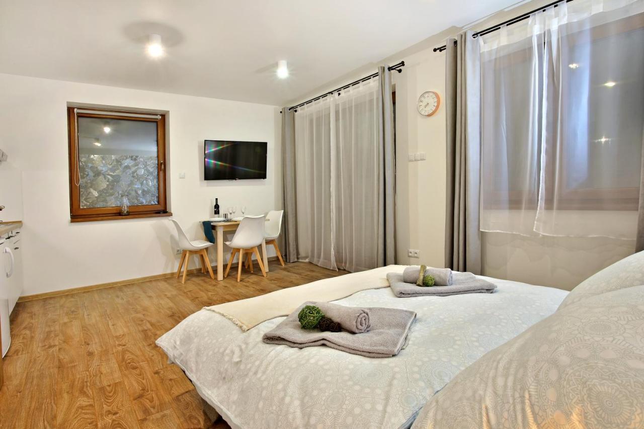 Kamilli Apartamento Bešeňová Exterior foto